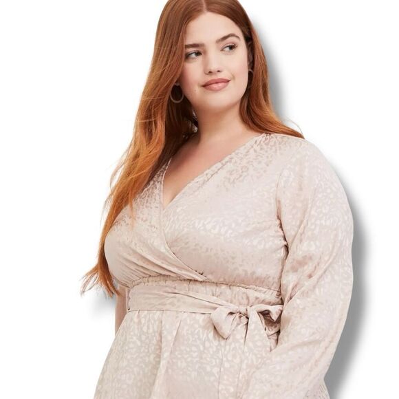 Torrid (2X) Jacquard Surplice Leopard Top - Shimmery Champagne Wrap Blouse - Picture 2 of 15